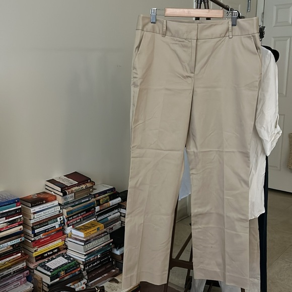 Talbots  Heritage Petite Khaki Pants Size 10 - Picture 1 of 12